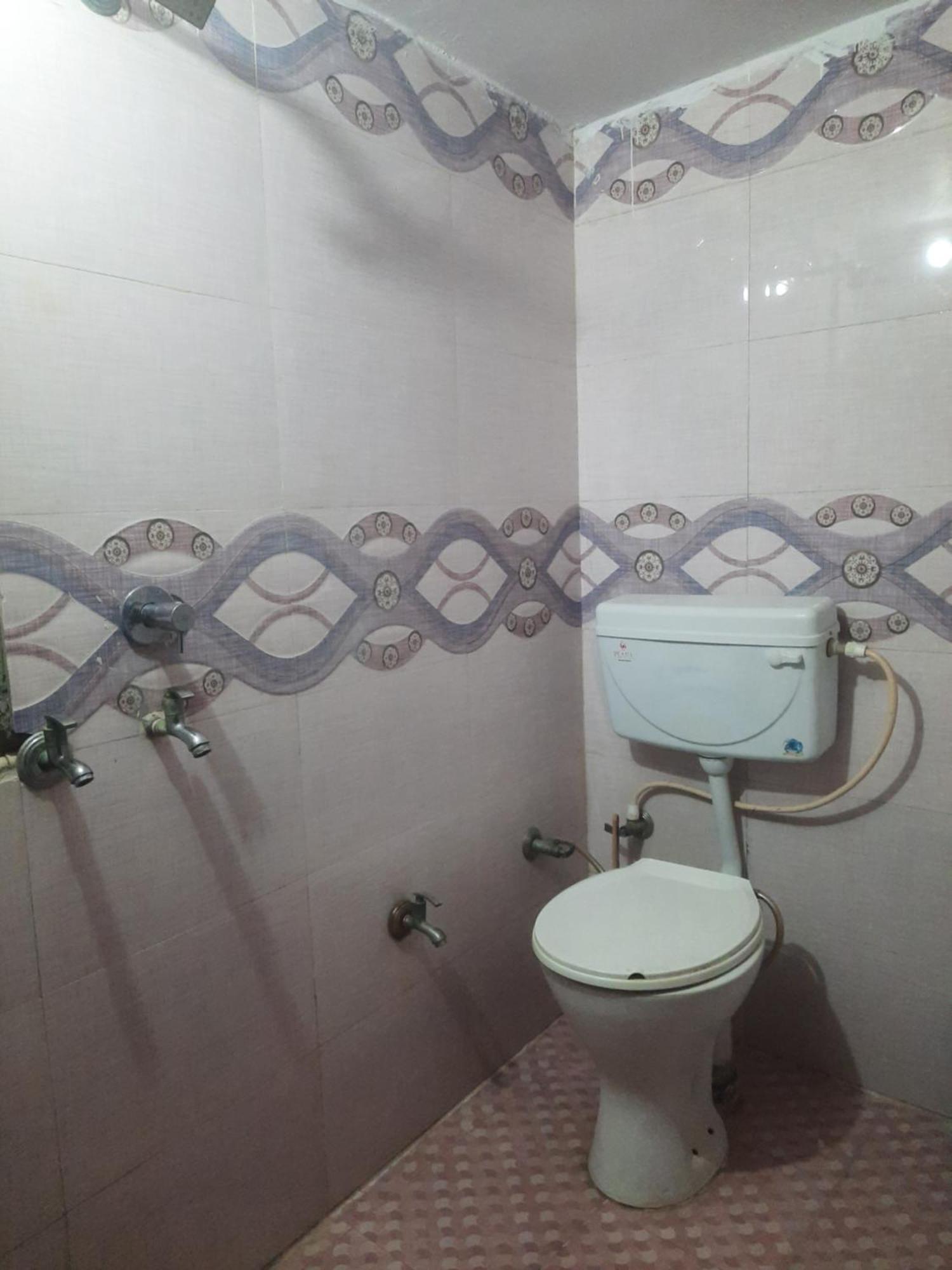 Gokul Pg Homestay ゴーラクプル エクステリア 写真